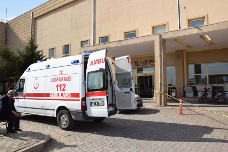 150 &ouml;ğrenci yedikleri yemekten zehirlendi