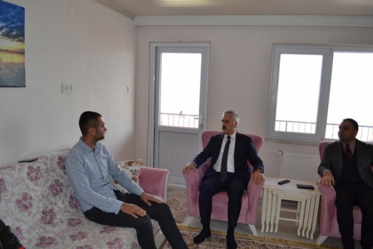 Vali, İdlib gazisini ziyaret etti