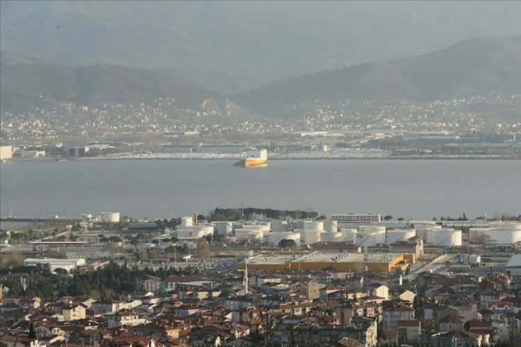 K&ouml;rfezin etrafında y&uuml;kselen sanayi ve teknoloji &uuml;ss&uuml;: Kocaeli