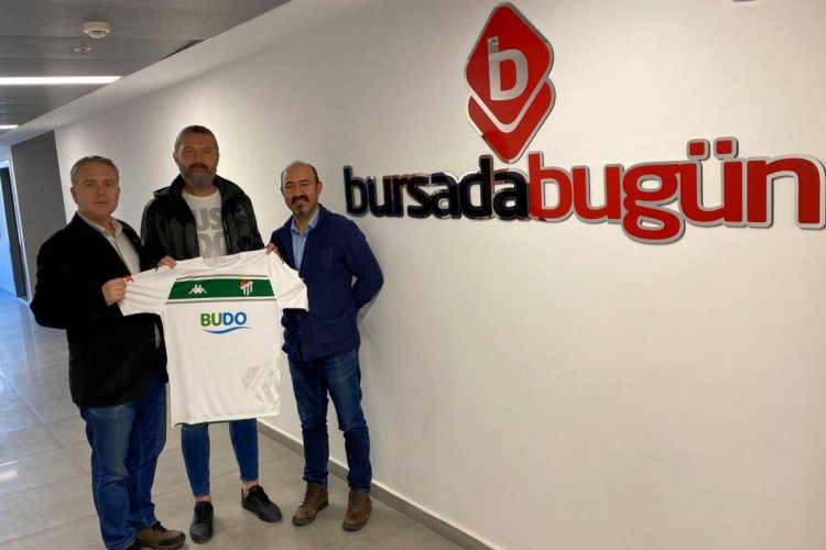 Timsah Saati'ni izledi, Bursaspor formasını aldı