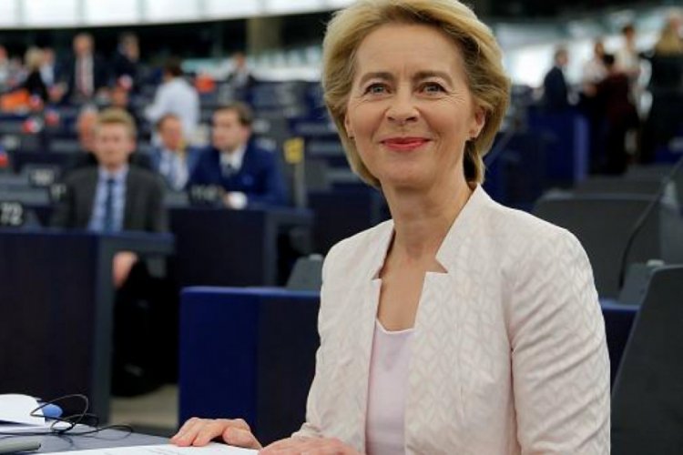 Leyen'den Yunanistan'a ikinci ziyaret