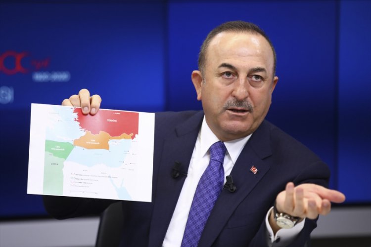 &Ccedil;avuşoğlu, Yunan mevkidaşına sığınmacıların durumunu hatırlattı