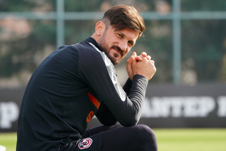Gaziantep FK'li Oğuz Ceylan'ın hedefi milli takımda oynamak