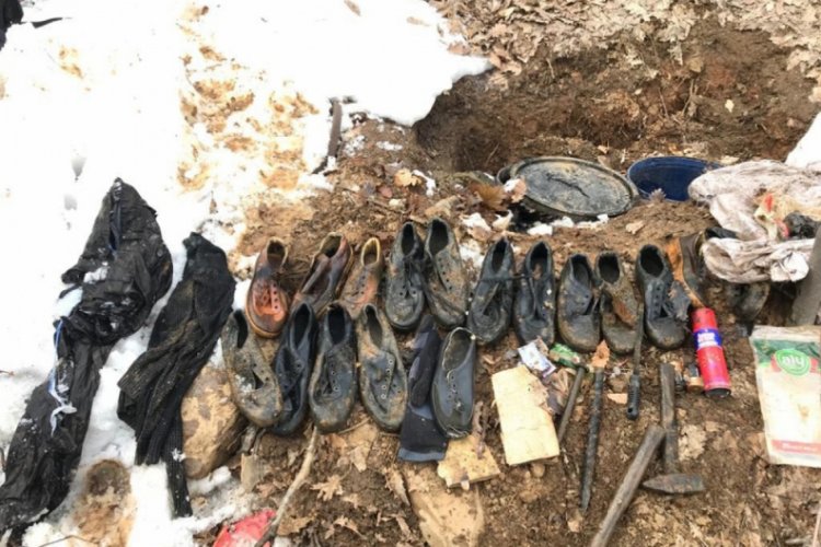 Ter&ouml;r &ouml;rg&uuml;t&uuml;nce araziye gizlenmiş malzemeler ele ge&ccedil;irildi