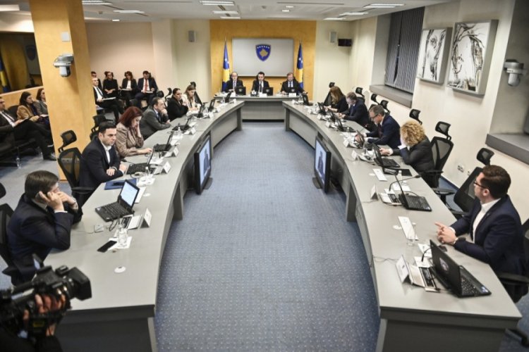 Korona'nın uğramadığı Kosova'da vir&uuml;se karşı &ouml;nleyici tedbirler alındı