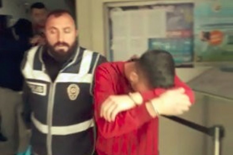 17 bin TL'lik ziynet eşyası &ccedil;alıp, kameraları g&ouml;r&uuml;nce y&uuml;zlerini kapattılar