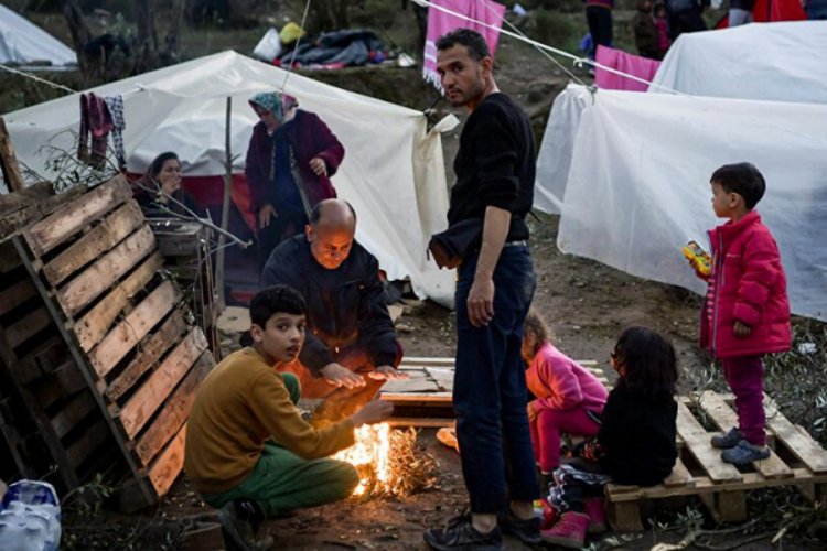 AB'den Yunan adalarındaki m&uuml;ltecilere 'evlerine d&ouml;nmeleri i&ccedil;in' 2 bin euro