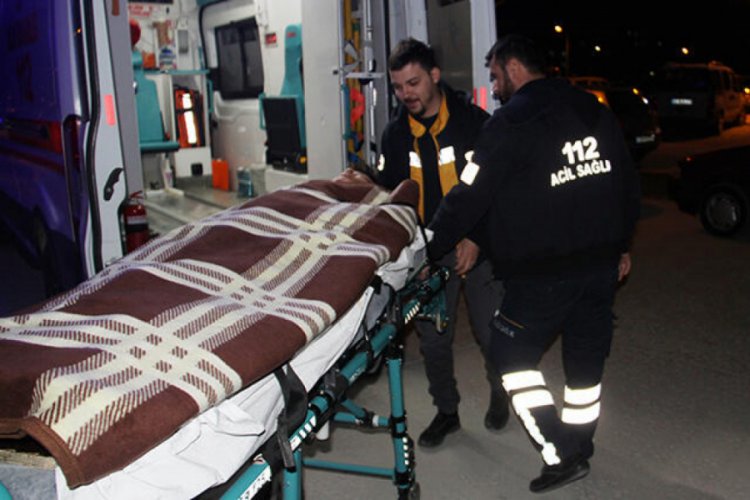 Afgan g&ouml;&ccedil;mene saldırı: 'Siz buraya koronavir&uuml;s m&uuml; getiriyorsunuz?'