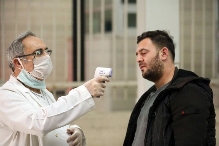 Avrupa'ya a&ccedil;ılan sınır kapılarında tedbirler artırıldı