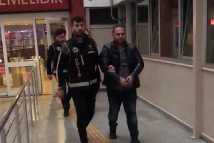 Sahte belgeyle 1 milyon 285 bin lira kredi &ccedil;ektiler