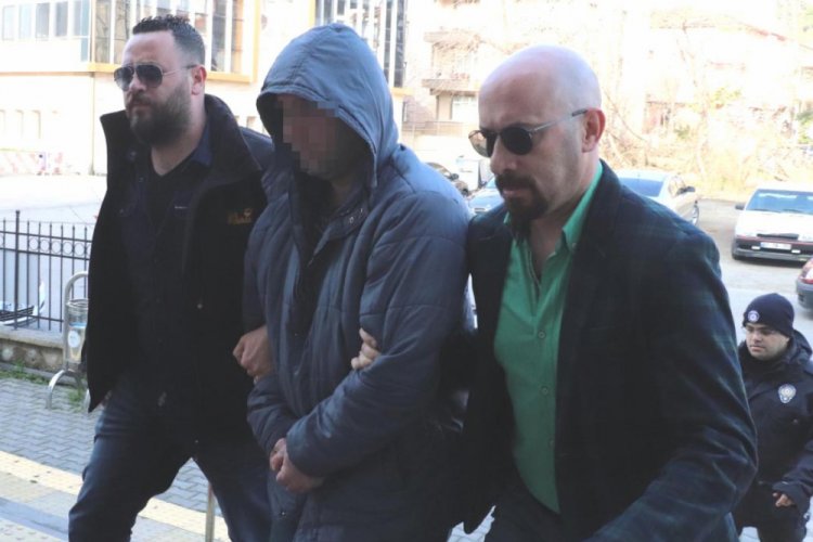 &Ccedil;ocuklara cinsel istismar ş&uuml;phelisi bakkal adliyede