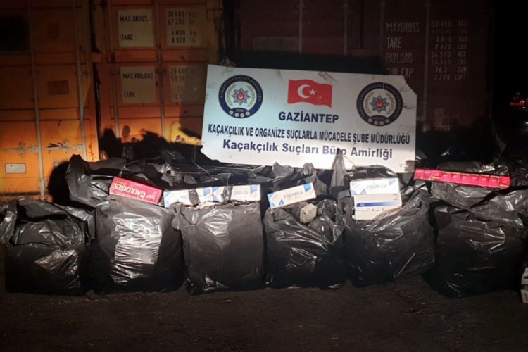 13 bin 232 paket ka&ccedil;ak sigara ele ge&ccedil;irildi