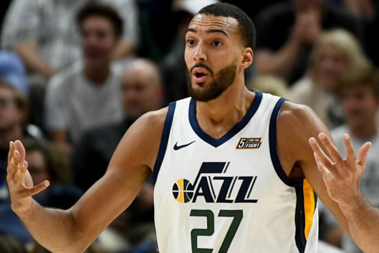 Koronavir&uuml;sle dalga ge&ccedil;tikten sonra salgına yakalanan Gobert &ouml;z&uuml;r diledi