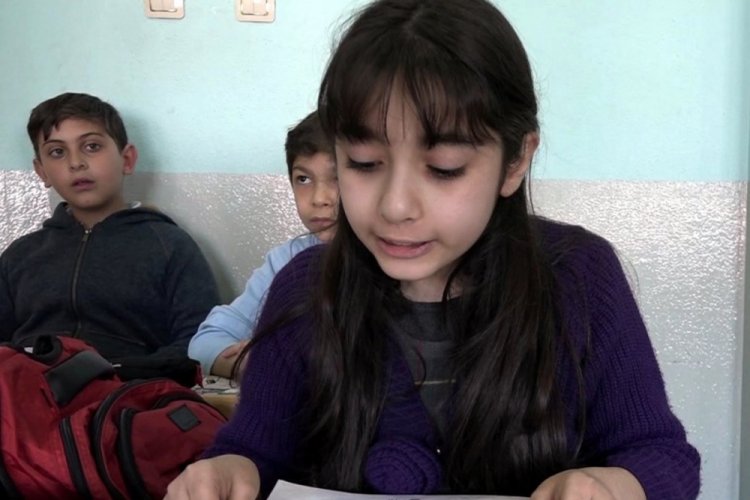 Bursa'da &ouml;ğrencilerden askerlere duygulandıran mektup