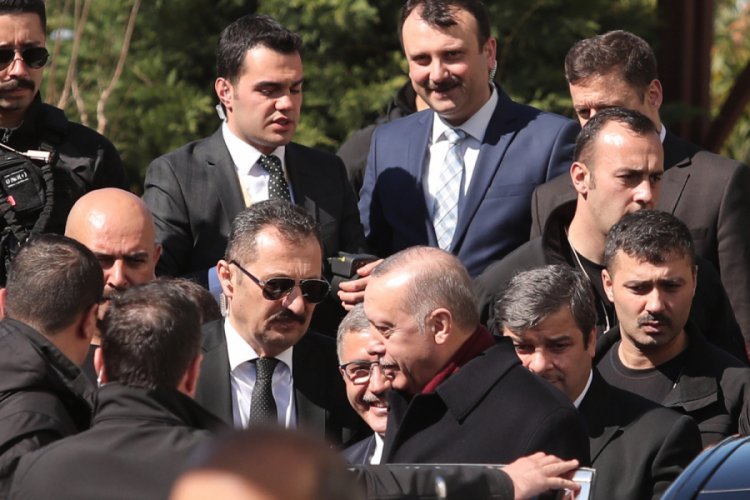 Cumhurbaşkanı Erdoğan'a cuma namazı sırasında termal kameralı &ouml;nlem