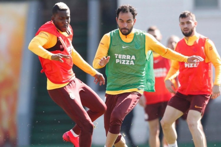 Galatasaray'da Onyekuru sevinci, takımla &ccedil;alıştı