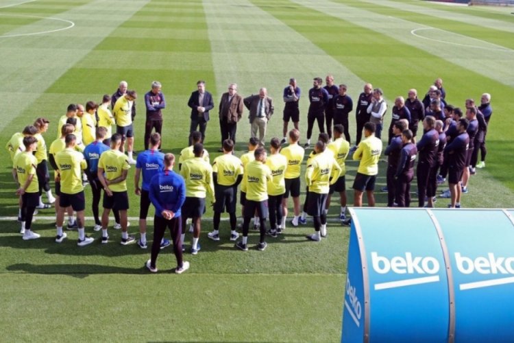 Barcelona, korona vir&uuml;s nedeniyle t&uuml;m faaliyetlerini durdurdu!