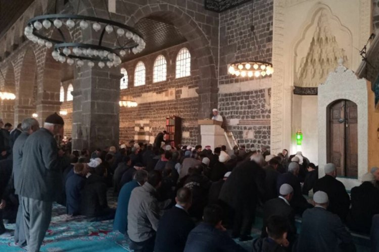 "Vir&uuml;s&uuml; Allah'tan bir nimet olarak g&ouml;r&uuml;yorum"