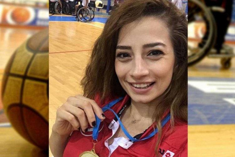 İtalya'da yaşayan milli sporcu Selin Şahin karantinada