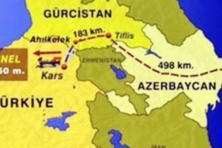 Gürcistan ve Azerbaycan sınırlarını kapattı