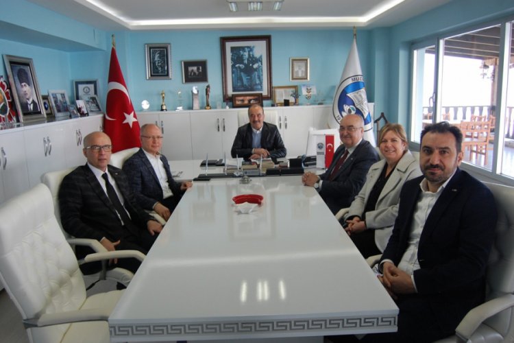 Bursa'da Kızılay'ın gen&ccedil;lik kampı i&ccedil;in &ccedil;alışmalar s&uuml;r&uuml;yor