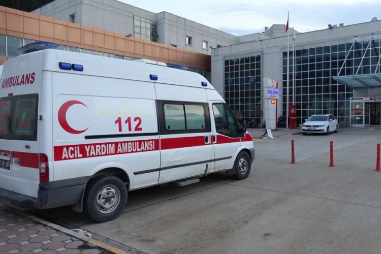 3.kattan d&uuml;şen 2,5 yaşındaki &ccedil;ocuk ağır yaralandı