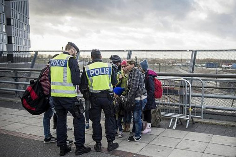 Rusya, Polonya ve Norve&ccedil; ile kara sınır kapılarını ge&ccedil;işlere kapatacak