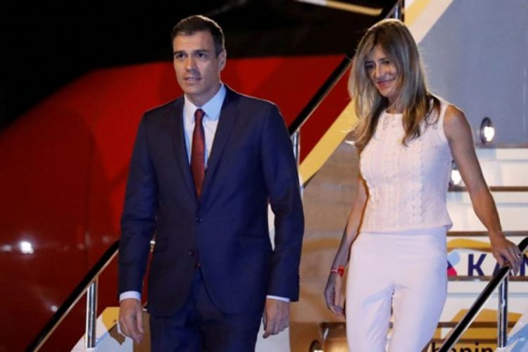 İspanya Başbakanı Sanchez'in eşi Corona vir&uuml;se yakalandı
