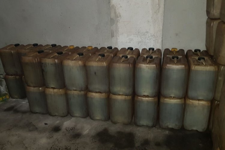 Uşak'ta 1.5 ton ka&ccedil;ak akaryakıt ele ge&ccedil;irildi