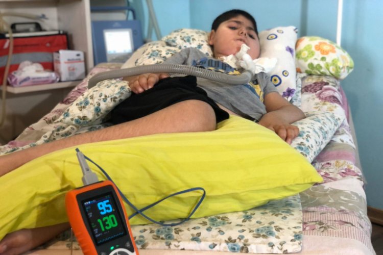 Bursa'da bir babanın y&uuml;rek yakan feryadı: "En az 150-175 bin lira paranız olması gerekiyor"