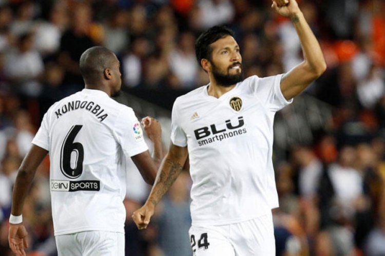 Ezequiel Garay Corona Vir&uuml;s&uuml;'ne yakalandı!