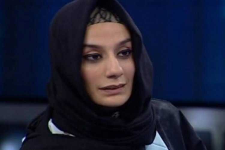 Yazar El&ouml;n&uuml;'n&uuml;n babası umre d&ouml;n&uuml;ş&uuml; hayatını kaybetti