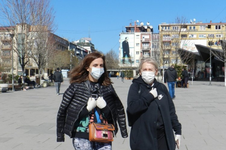 L&uuml;bnan'da koronavir&uuml;s vaka sayısı 120'ye y&uuml;kseldi
