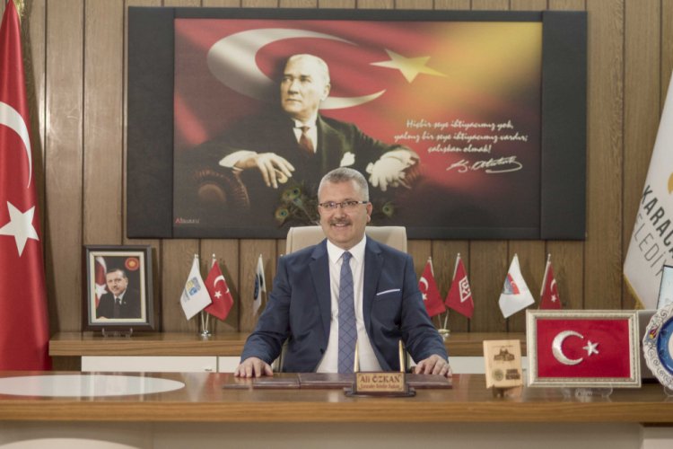 Bursa Karacabey Belediye Başkanı &Ouml;zkan'dan 'zafer' mesajı