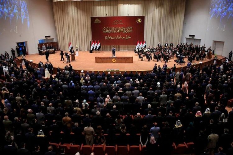 Irak'ta h&uuml;k&uuml;meti kurma g&ouml;revi eski Necef Valisi ez- Zurfi'ye verildi