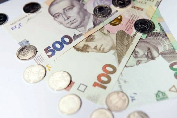 Ukrayna'dan tarihi karar: Paralar 'karantinaya' alınıyor