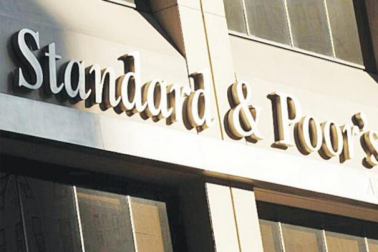 S&P'den 'k&uuml;resel resesyon' uyarısı