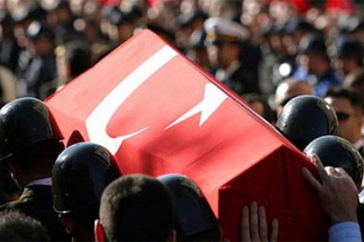 Hain saldırıda yaralanan G&uuml;mr&uuml;k ve Dış Ticaret B&ouml;lge M&uuml;d&uuml;r Yardımcısı şehit oldu