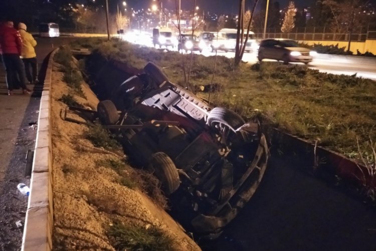 Kontrolden &ccedil;ıkan cip takla attı