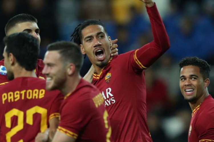Premier Lig ekipleri Chris Smalling'in peşinde