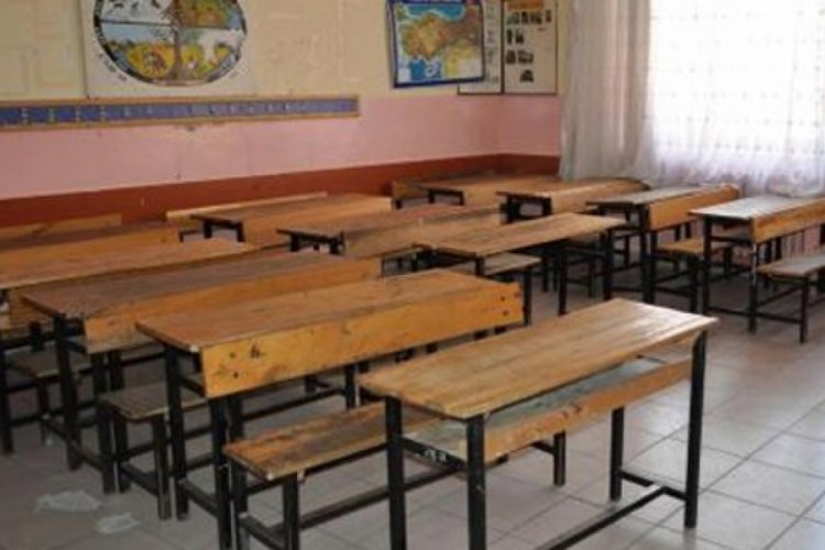 "81 ilden 81 okulumuza dondurmalar bizden"