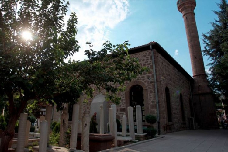 Vakıflar'a ait m&uuml;ze ve k&uuml;t&uuml;phaneler 30 Mart'a kadar kapatıldı