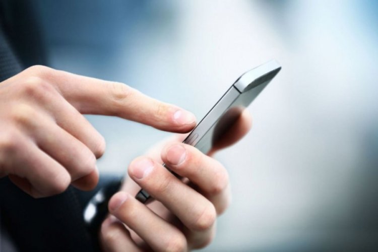 Koronavir&uuml;s&uuml; hangi y&uuml;zeyde ne kadar yaşayabiliyor?