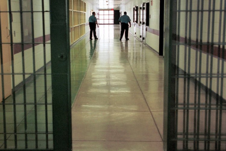 Barolar, koronavir&uuml;s nedeniyle cezaevi koşullarına dikkat &ccedil;ekti