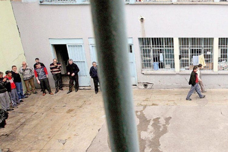 Mahkumlara y&uuml;zde 50 infaz indirimi geliyor