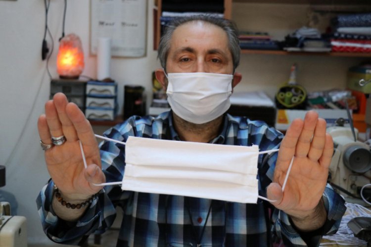 Terziliği bırakıp maske &uuml;retmeye başladı