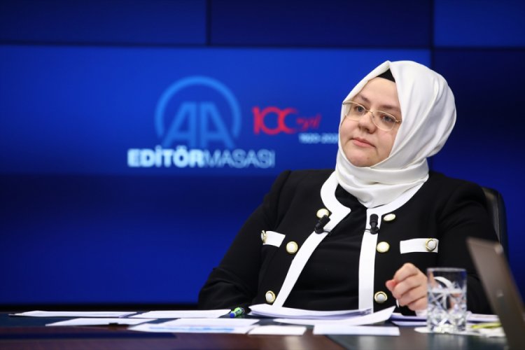 Bakan Sel&ccedil;uk: 14 kurala harfiyen uyuluyor