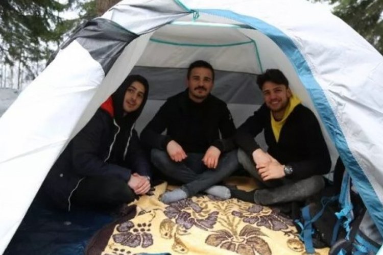 Kurdukları kampta koronavir&uuml;sten korunuyorlar