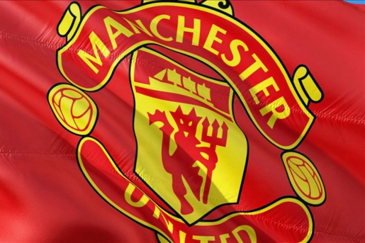 Manchester United ge&ccedil;ici &ccedil;alışanlarına maaş &ouml;deyecek