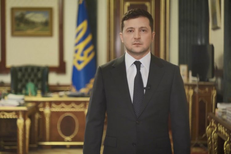 Zelenski: Annemi evde oturmaya ikna ettim